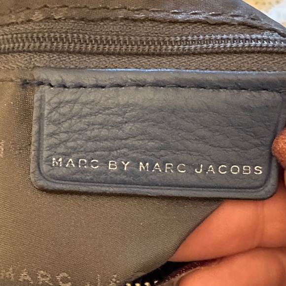 Marc Jacobs Dark Blue Crossbody Bag - Picture 2 of 9